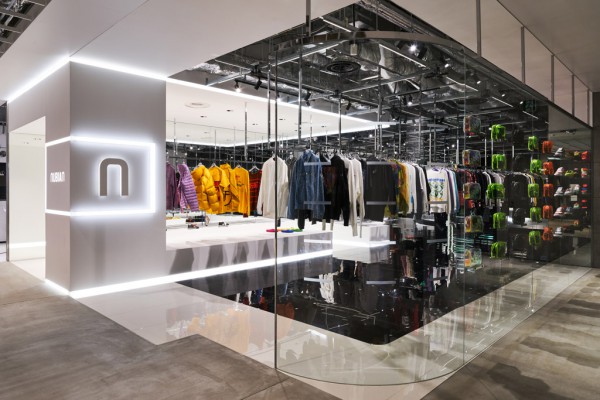 NUBIAN SHIBUYA PARCOの店舗デザイン事例